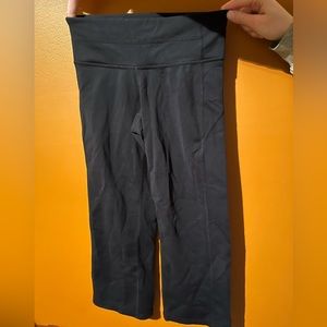 Athleta  XXS cropped leggings black